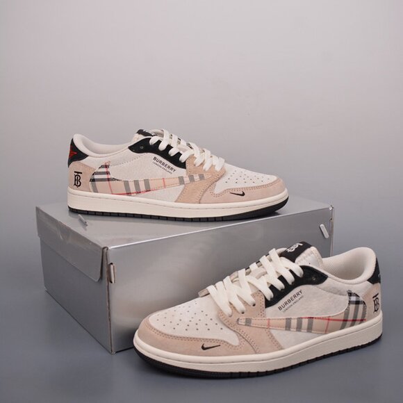 Fragment X Travis Scott Sneaker - Picture 1 of 9